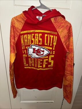 NFL Men's Kansas City Chiefs Red & Yellow Pullover Hoodie Small